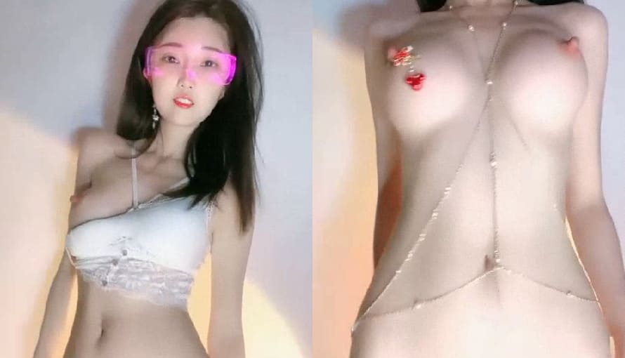 西西baby 半糖 主播 身材很棒 