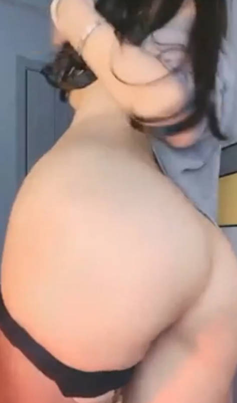 人間尤鹿 網紅臉蜜桃臀大屁股